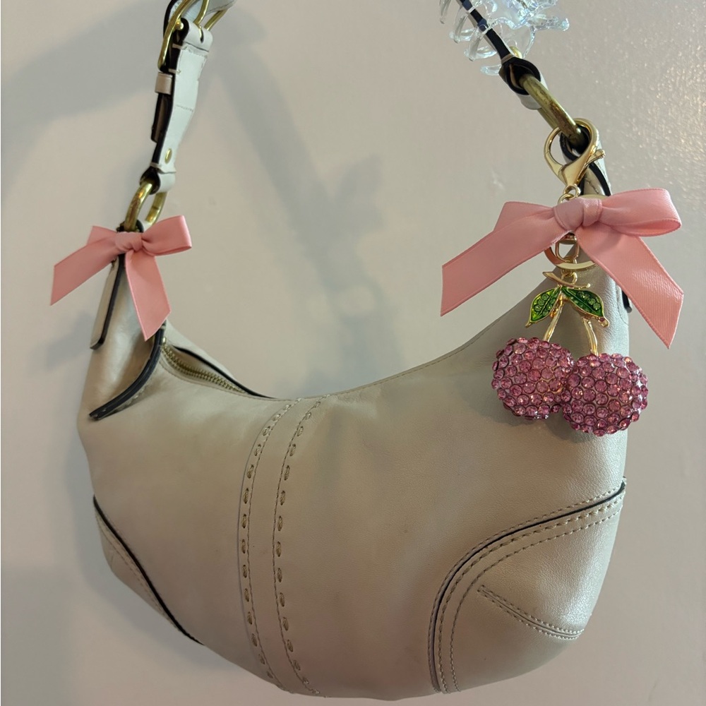 🎀 Vintage Ivory Leather Coach Hobo 🎀